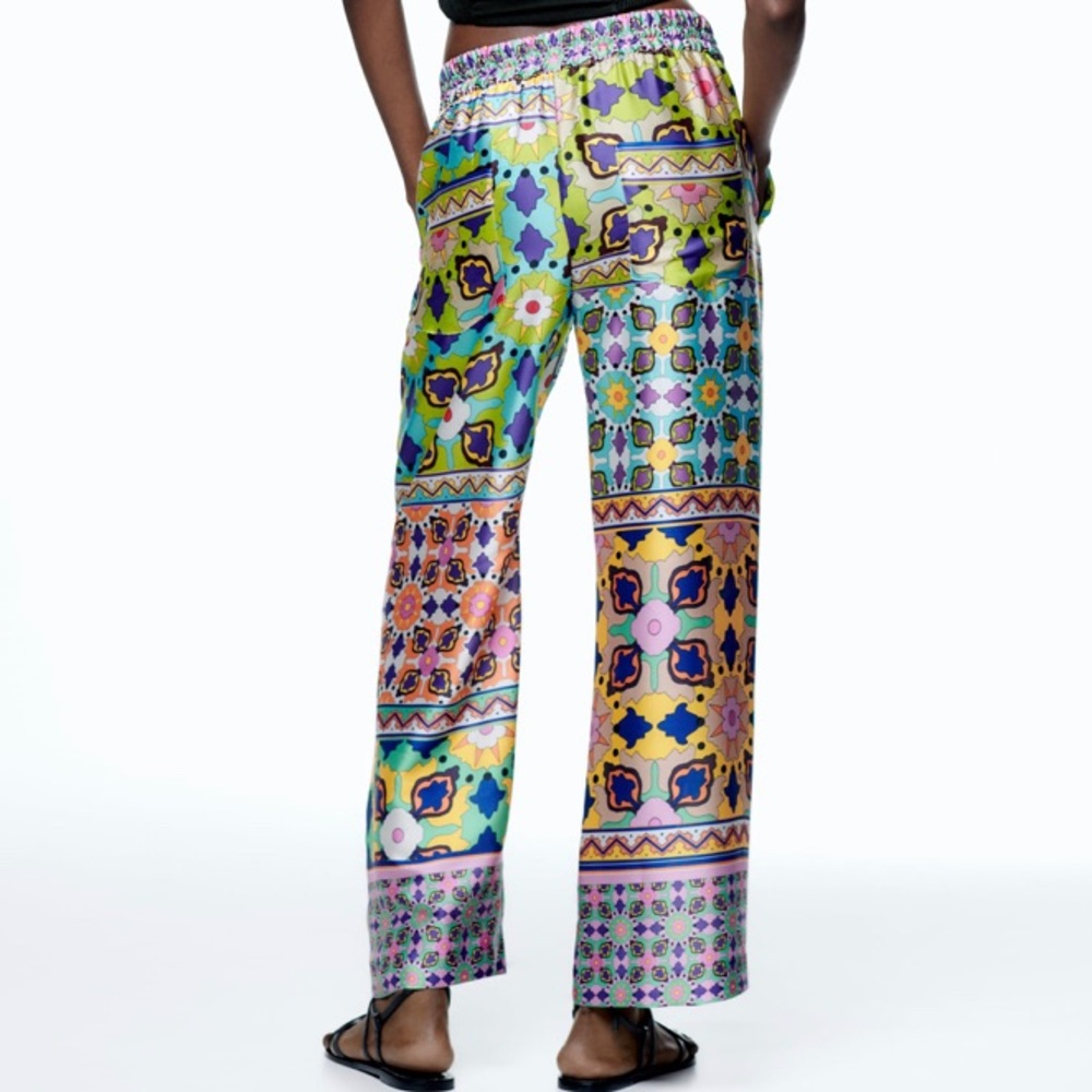 ZARA PRINTED PAJAMA-STYLE PANTS SIZE XS - Picture 3 of 6
